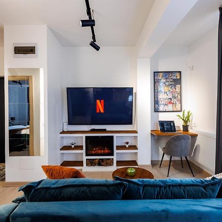 אוטופן Touchdown Apartment Near Bucharest Airport מראה חיצוני תמונה