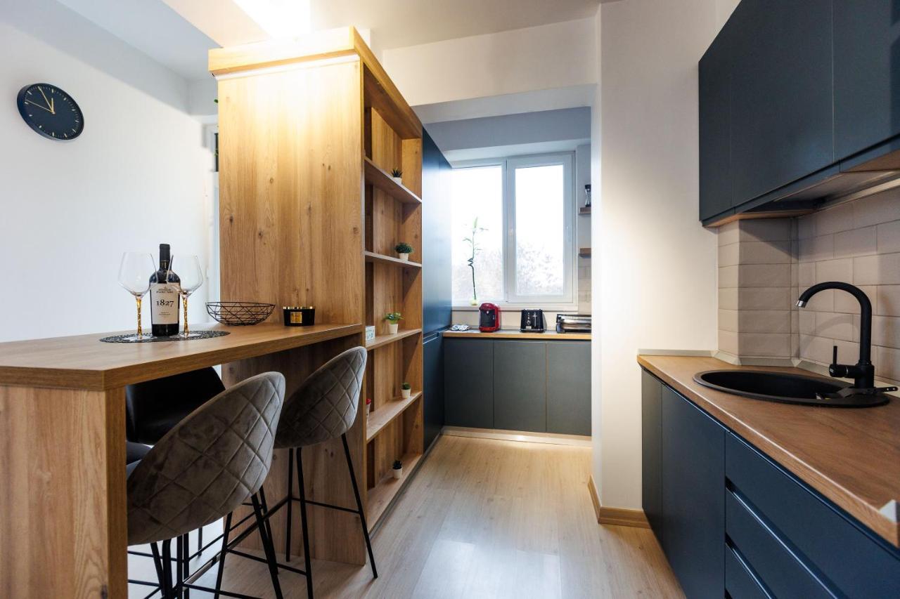 אוטופן Touchdown Apartment Near Bucharest Airport מראה חיצוני תמונה